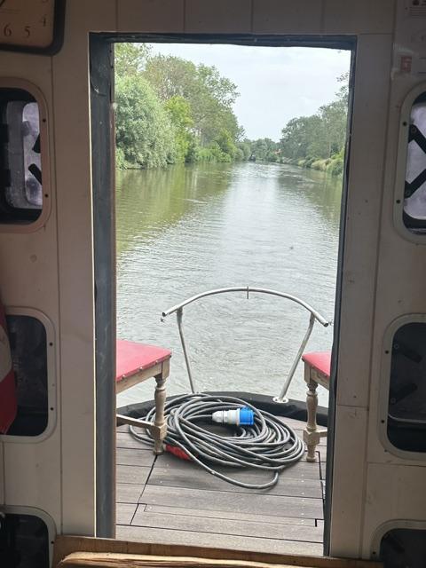 achtersteven aan het varen
